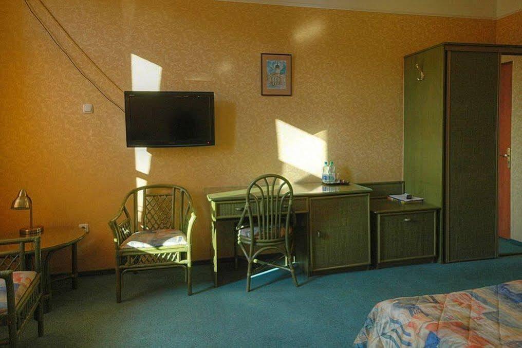 hotel image 8