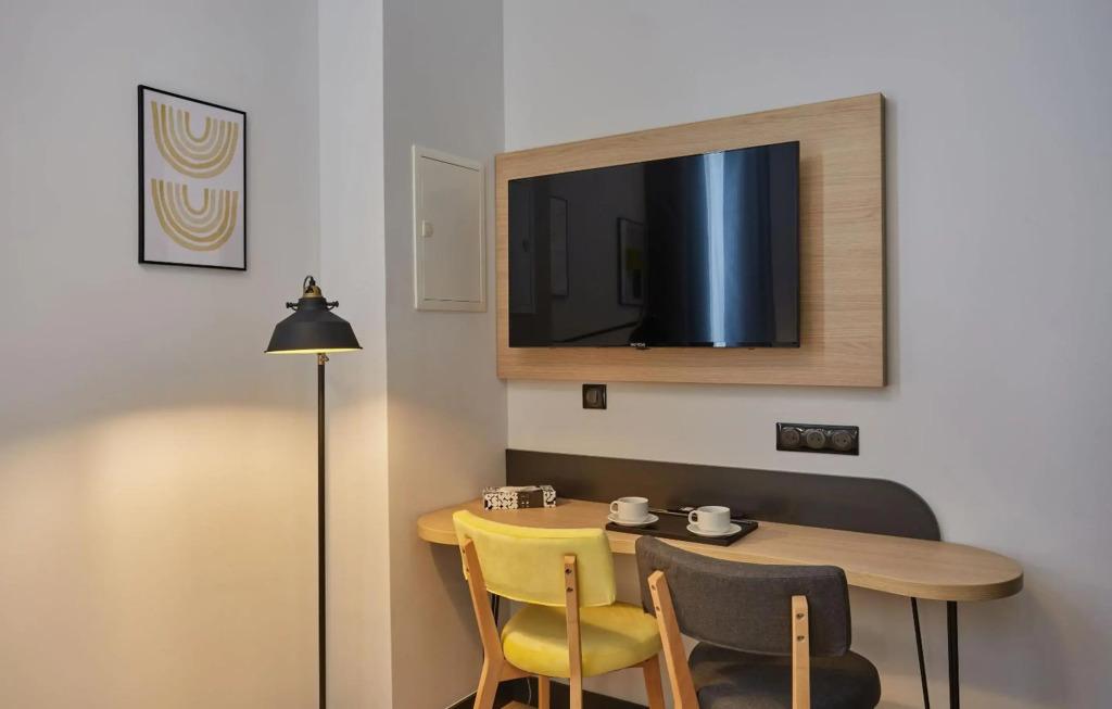hotel image 12