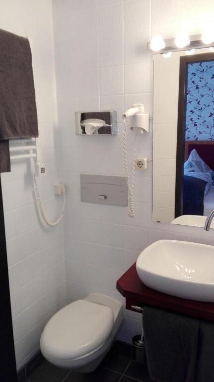 hotel image 16