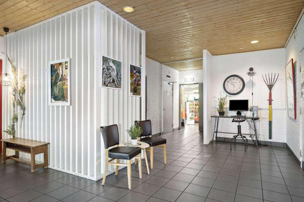 hotel image 8