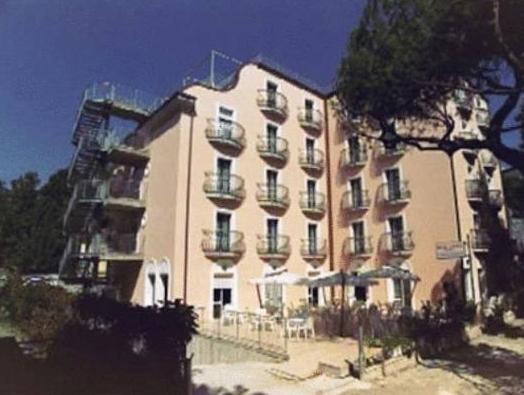 hotel image 9