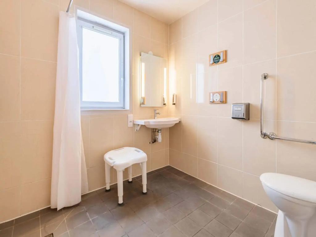 hotel image 12