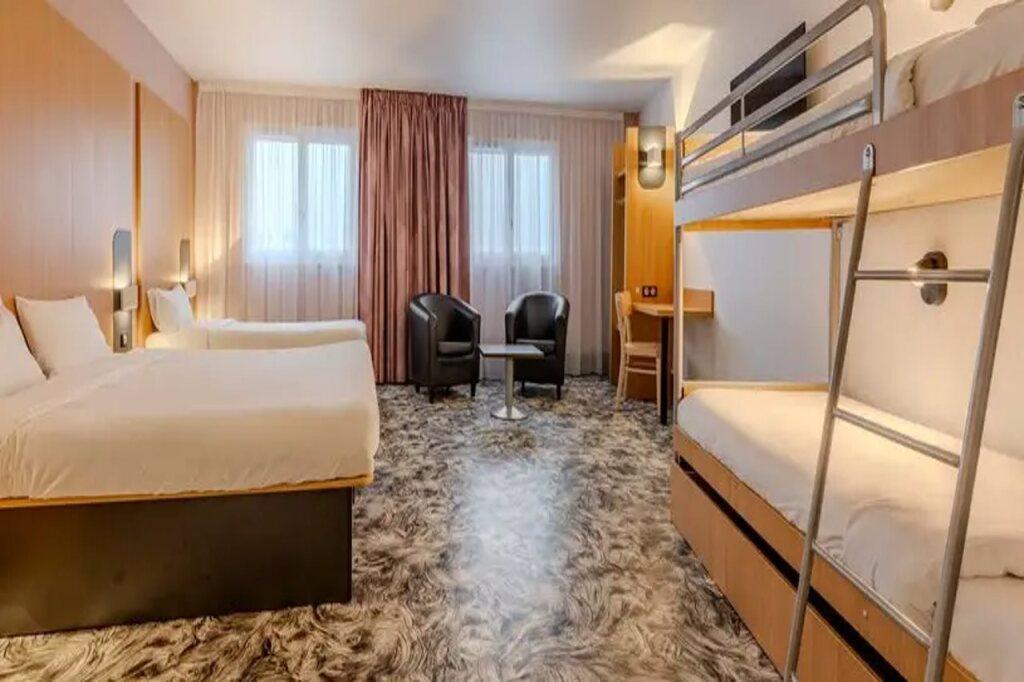 hotel image 10