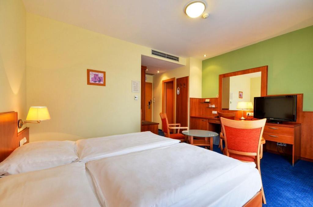 hotel image 36