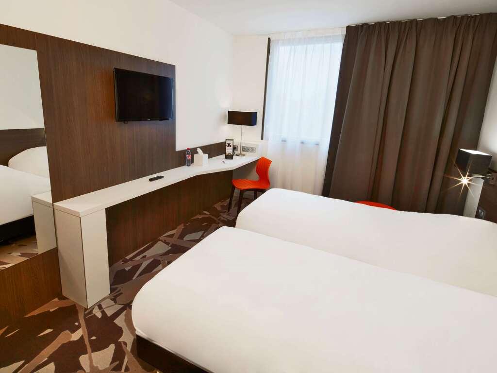 hotel image 12