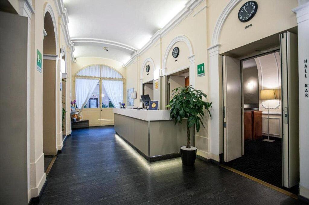 hotel image 10