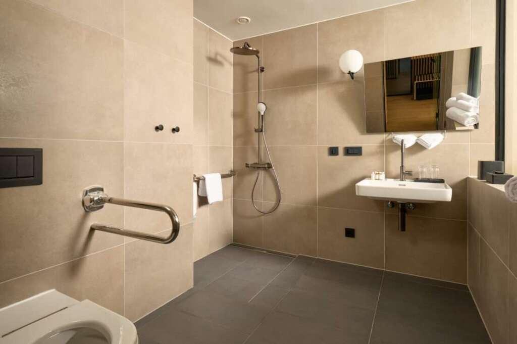 hotel image 16