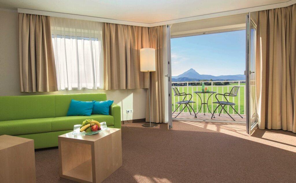 hotel image 10