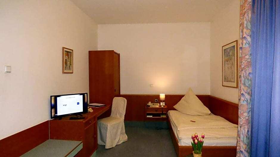 hotel image 11