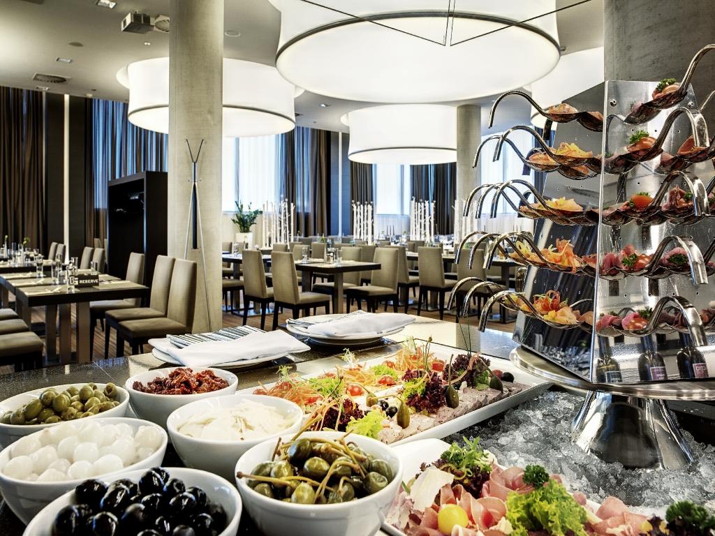 hotel image 10