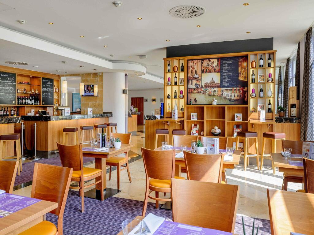 hotel image 13