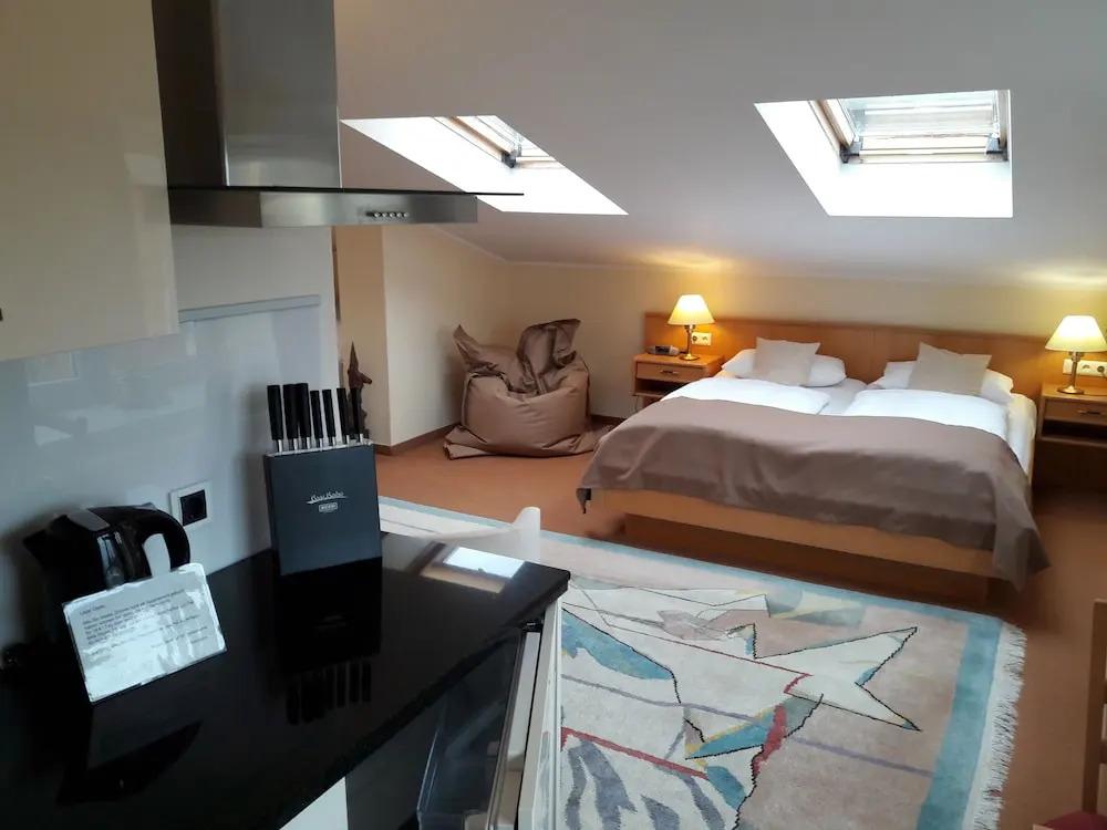 hotel image 10