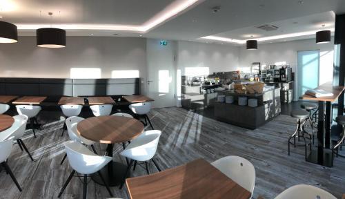 hotel image 13