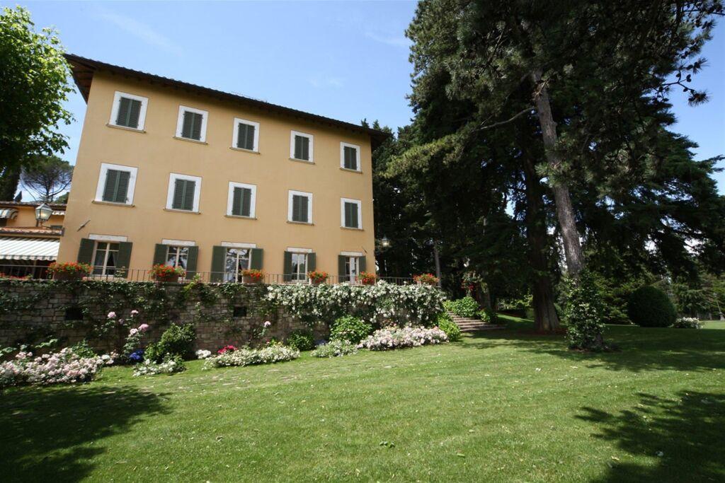 hotel image 12