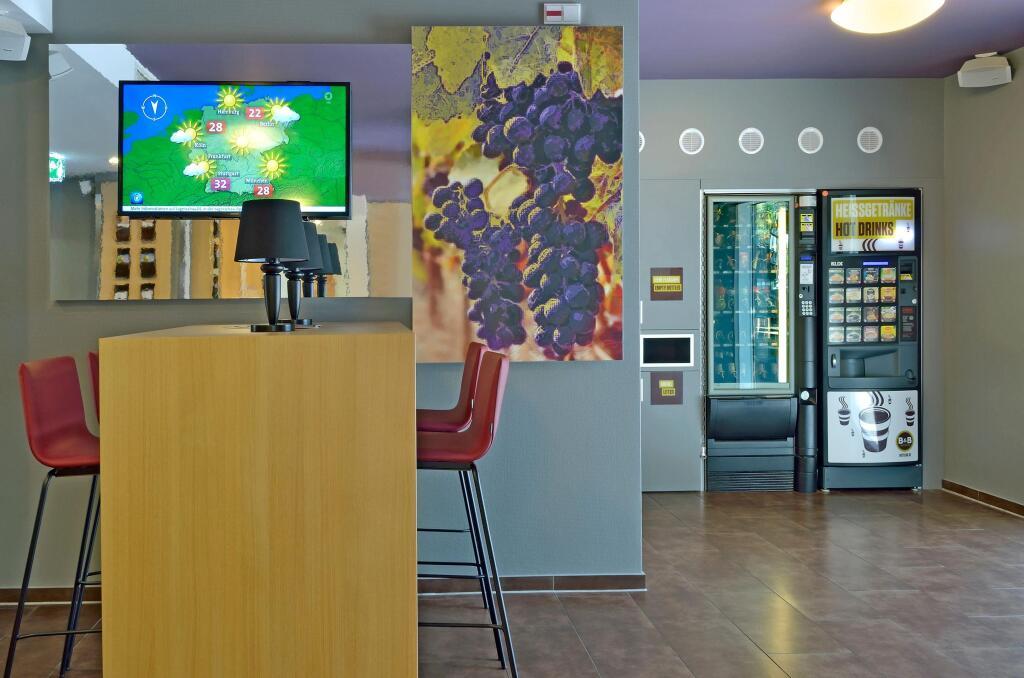 hotel image 13