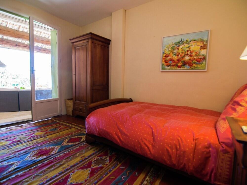 hotel image 16