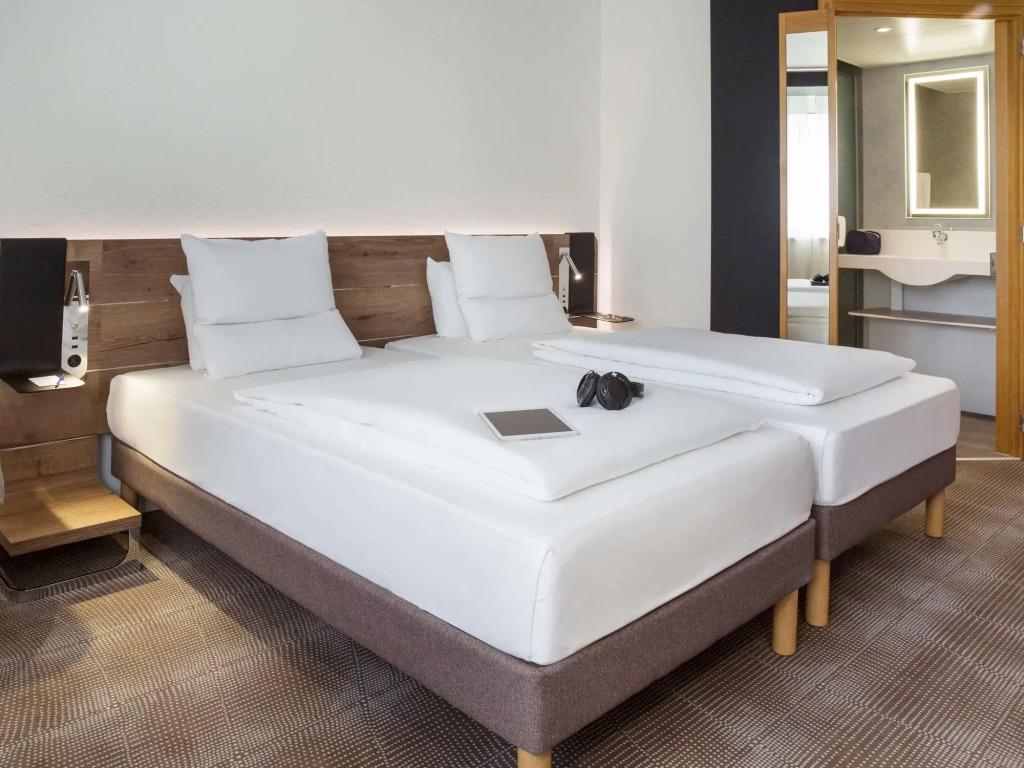 hotel image 11
