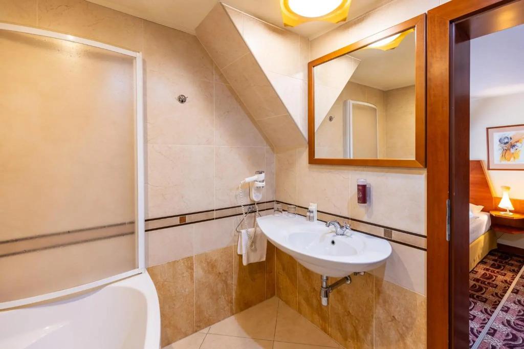 hotel image 36