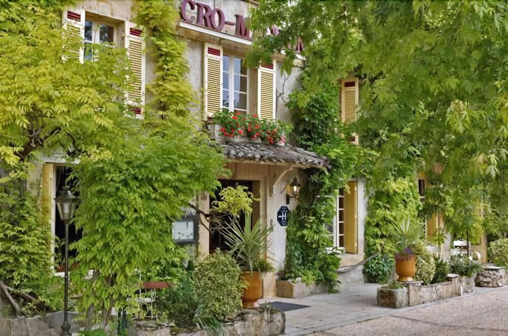 hotel image 10