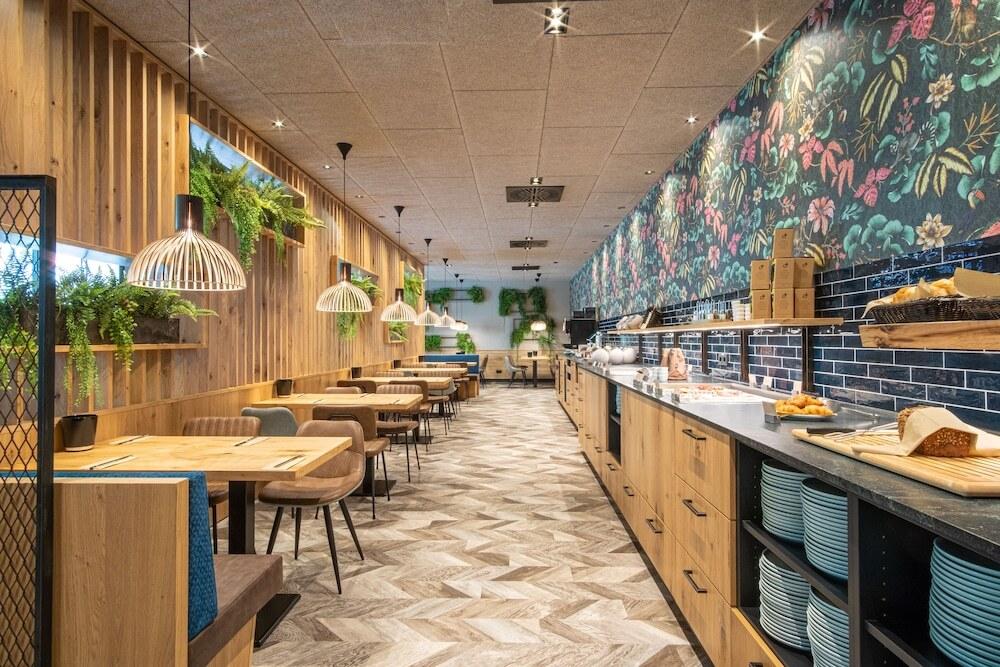 hotel image 9