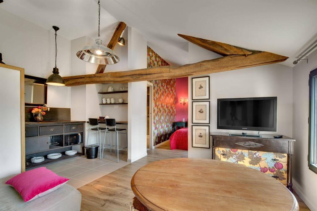 hotel image 9