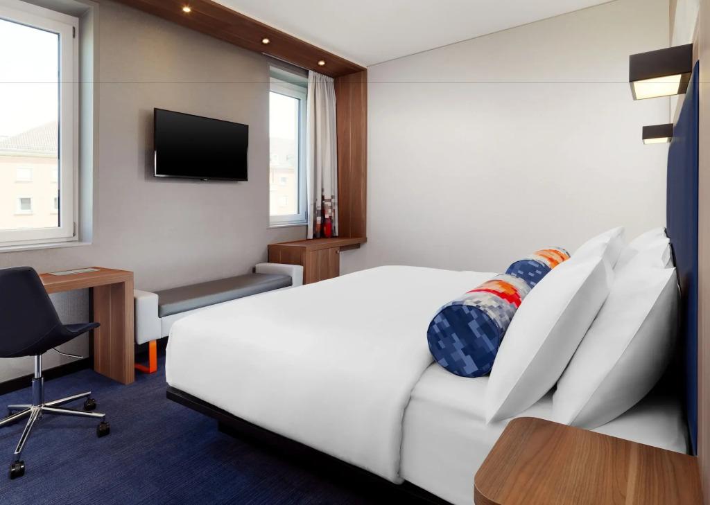hotel image 10