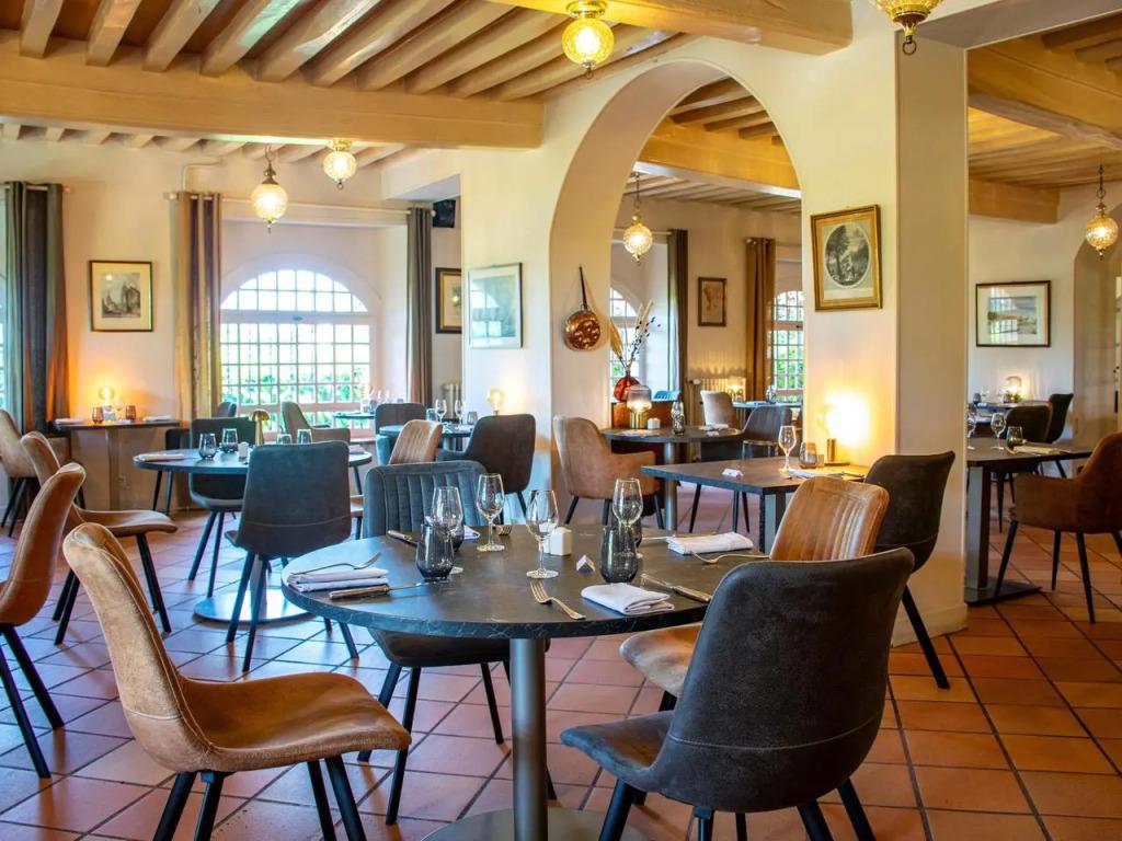 hotel image 38