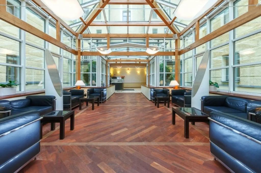 hotel image 13