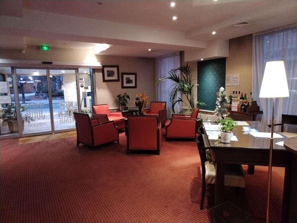hotel image 13