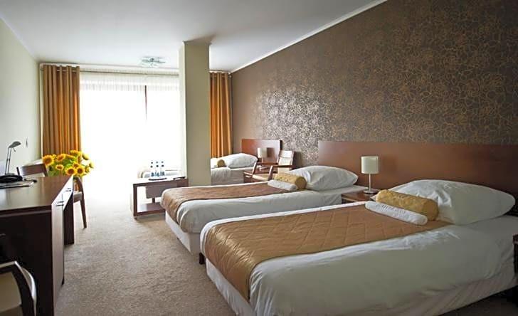 hotel image 13