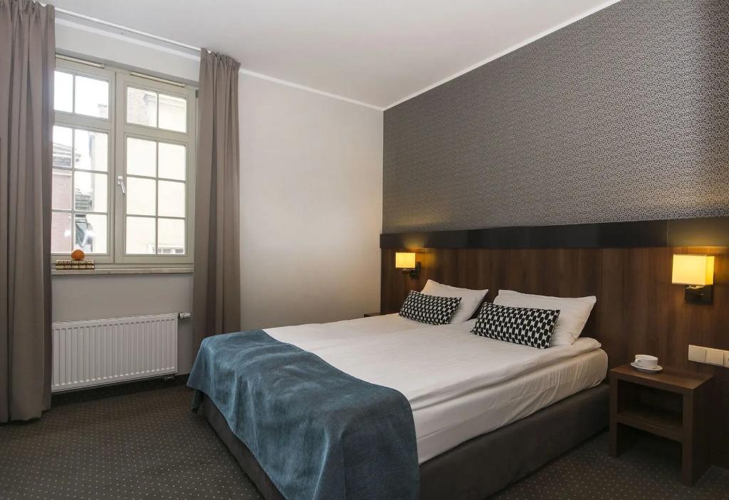 hotel image 12