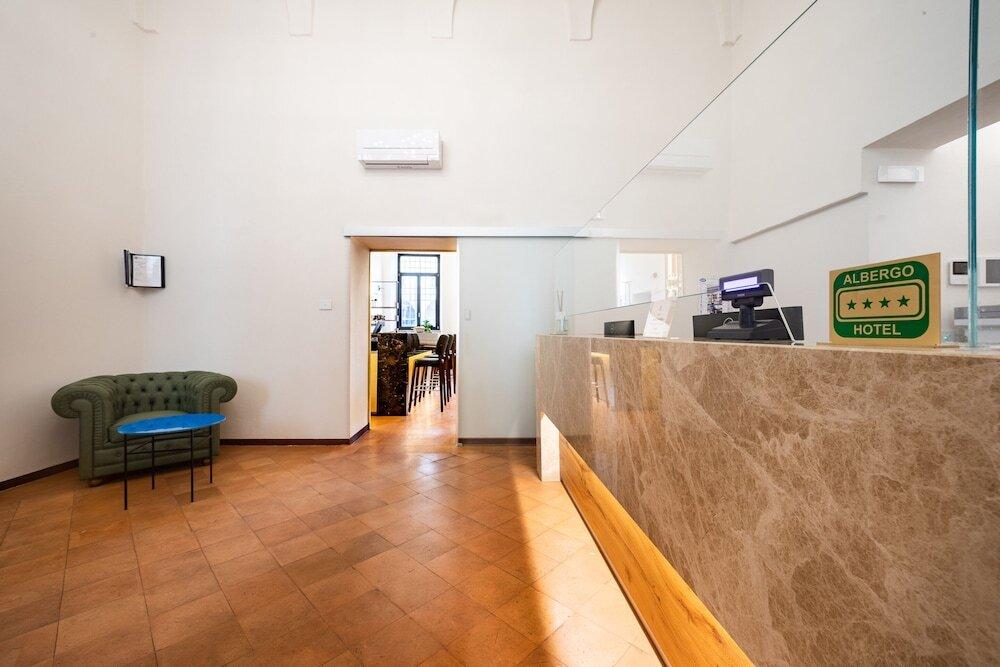 hotel image 10