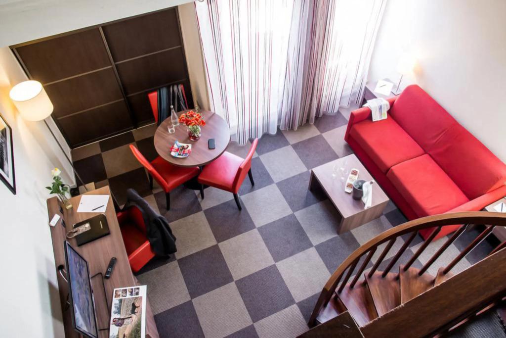 hotel image 9