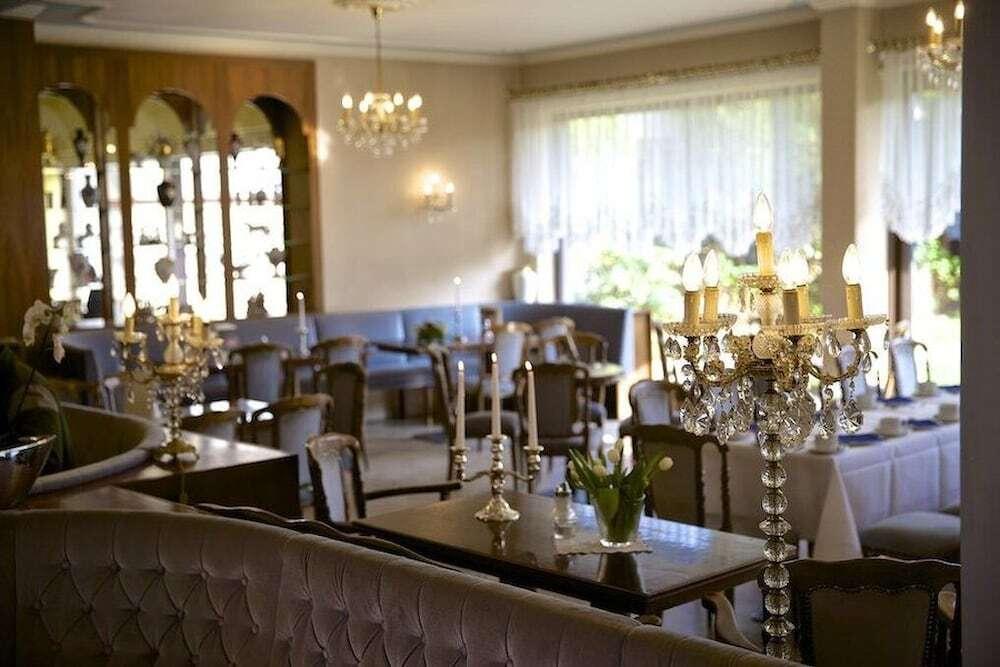 hotel image 9