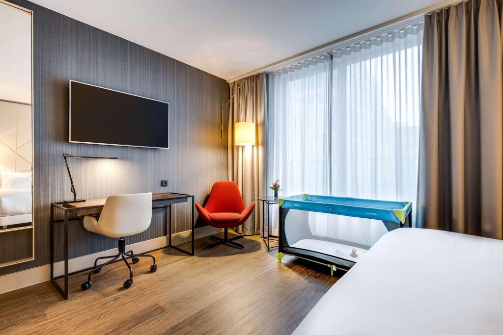 hotel image 11