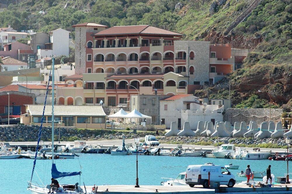 hotel image 13