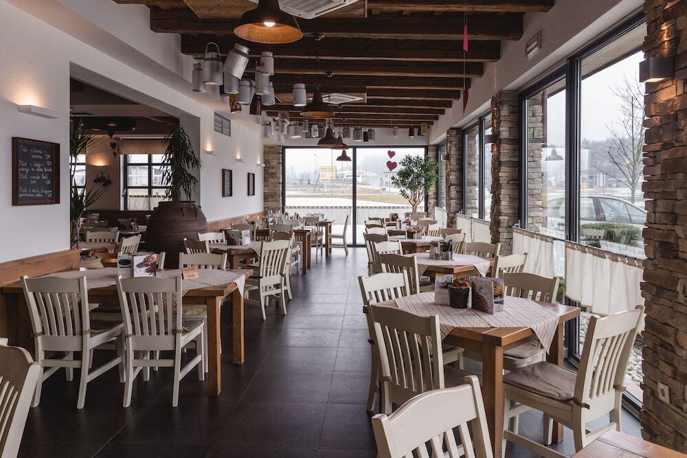 hotel image 8