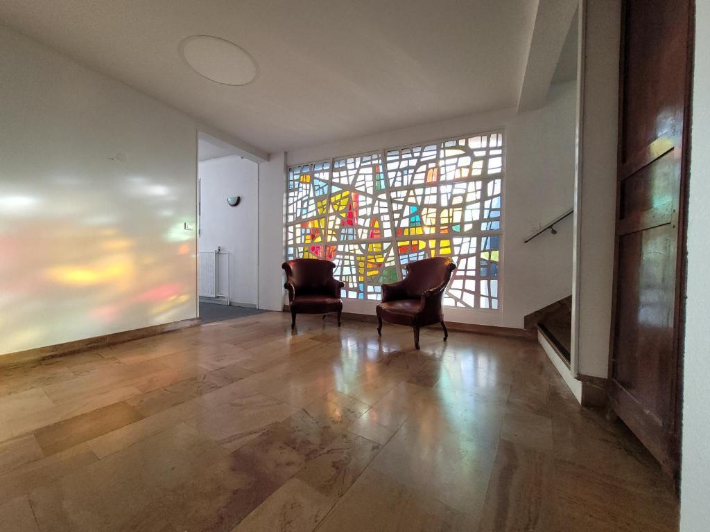 hotel image 13