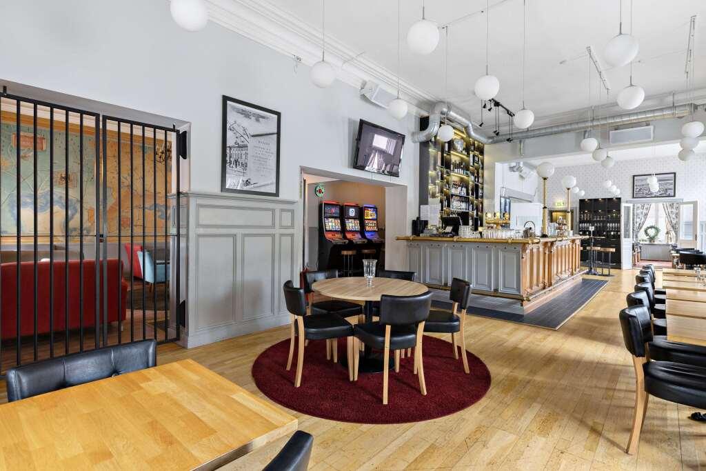 hotel image 10