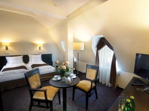 hotel image 8