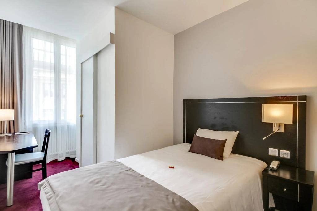 hotel image 10
