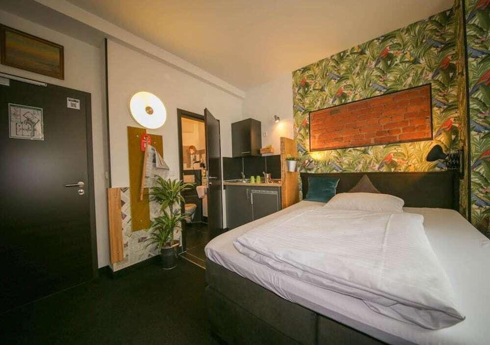 hotel image 12