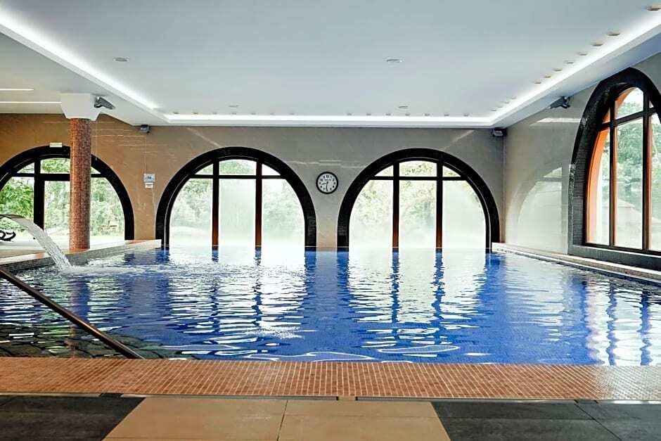 hotel image 12