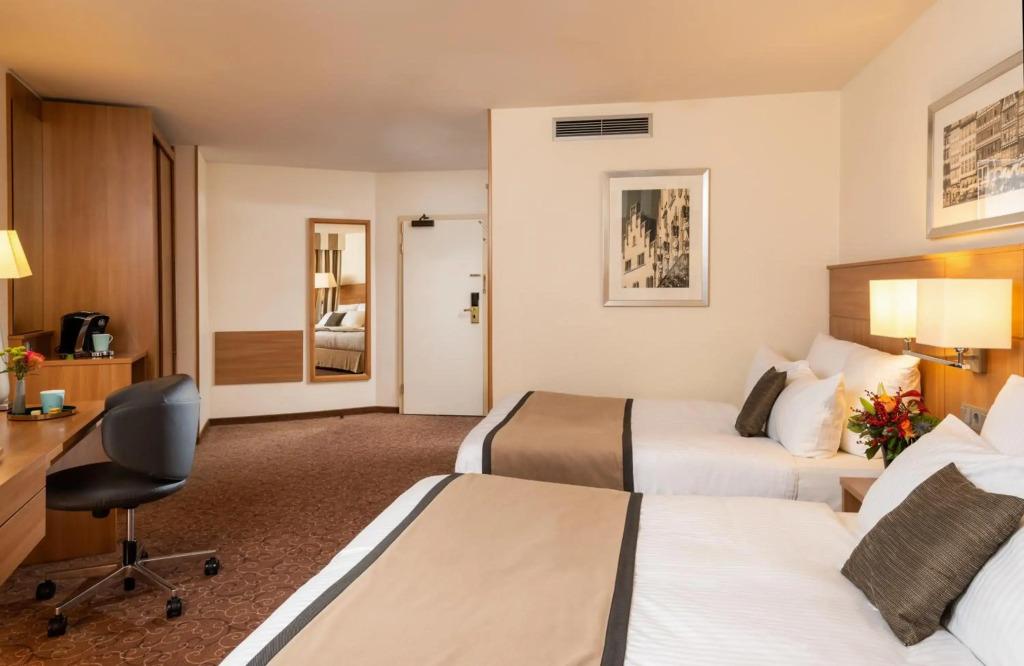 hotel image 10