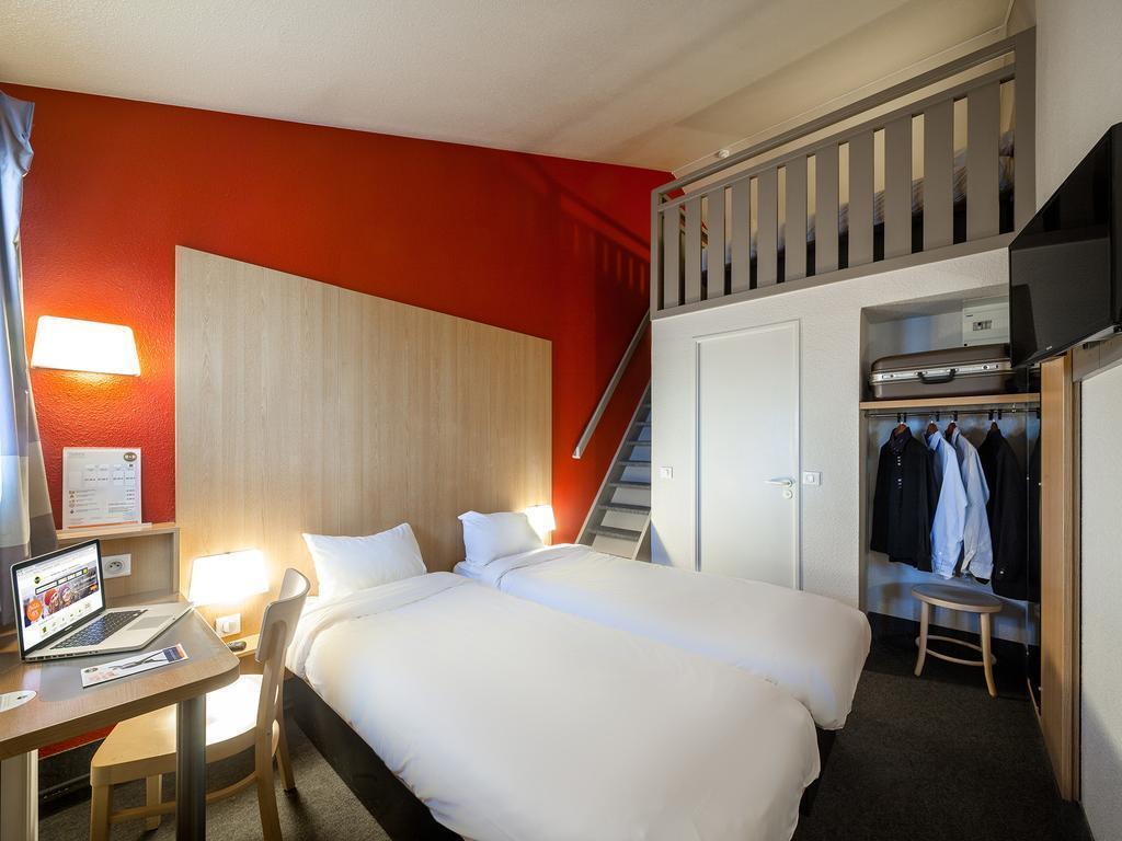 hotel image 10