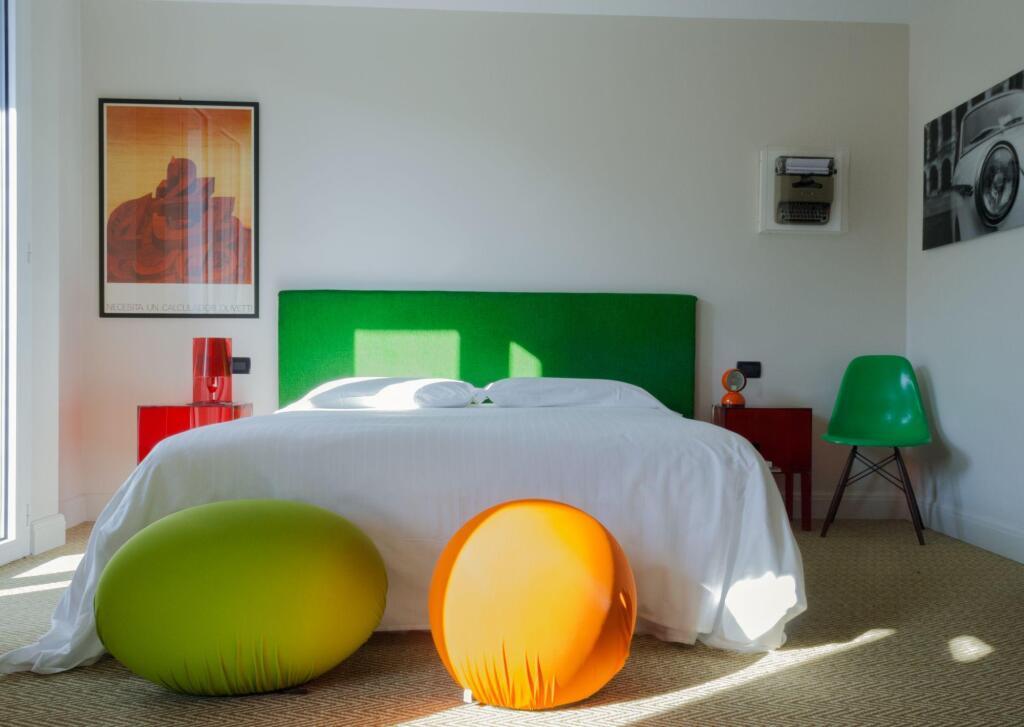 hotel image 12