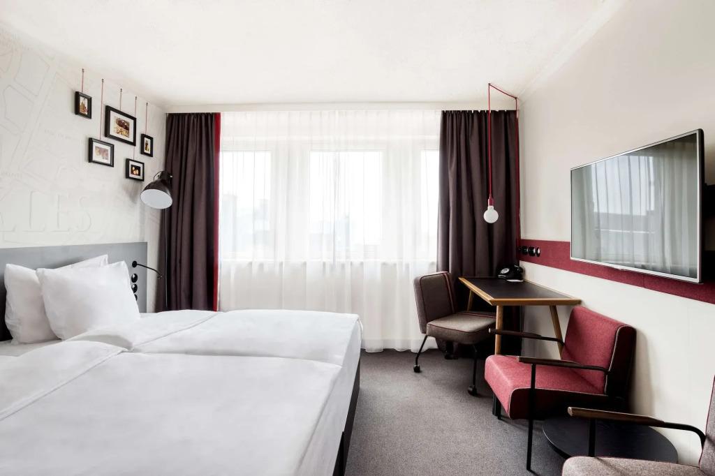hotel image 16