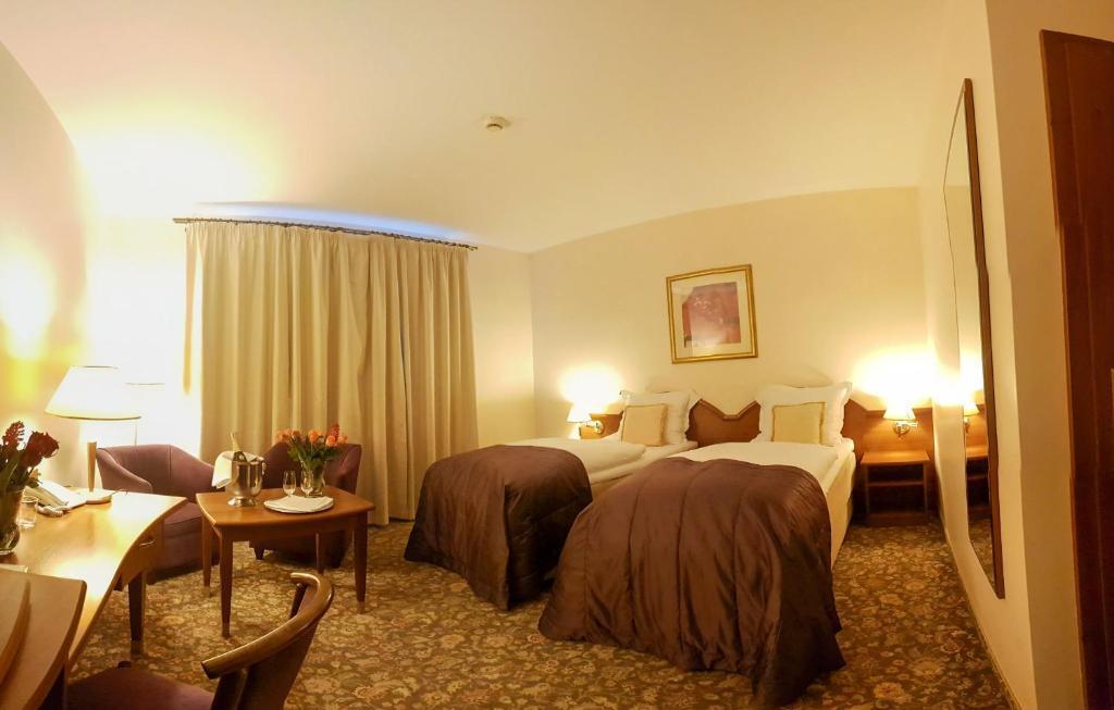 hotel image 9