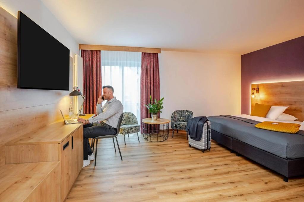 hotel image 12