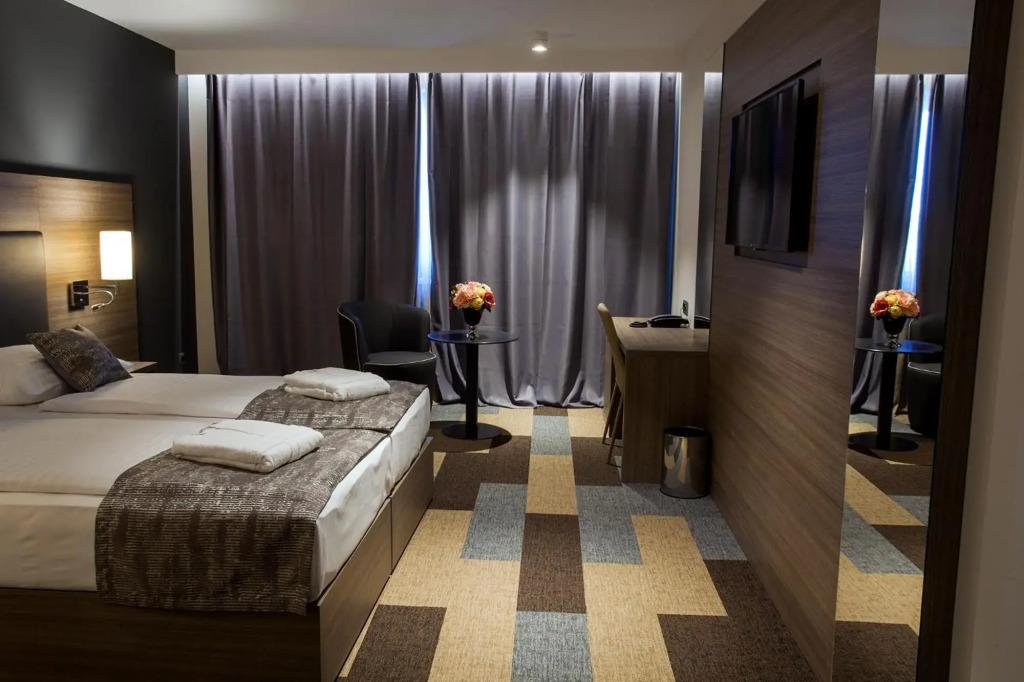 hotel image 7